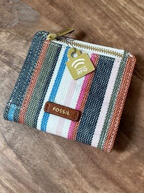 FOSSIL Logan Multicolor Stripe Woven RFID Small Bifold Wallet NWT
